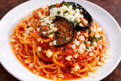 【トマトソース】ナスとモッツァレラチーズ